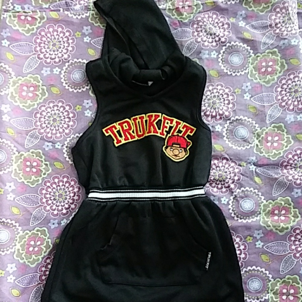 Girls dress